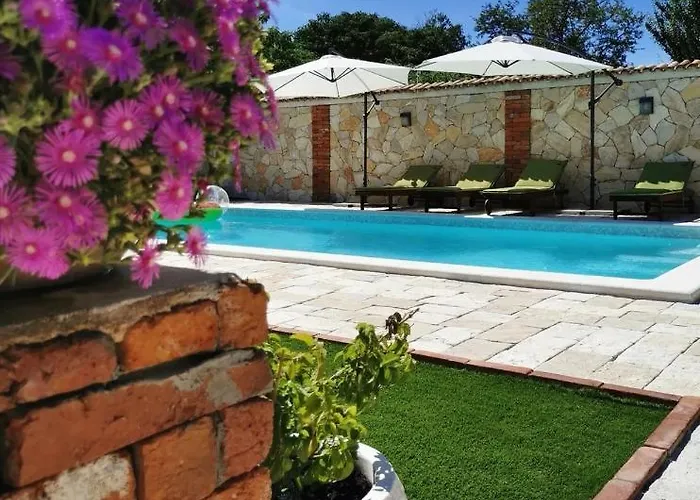 Iva With Pool Villa Sukošan