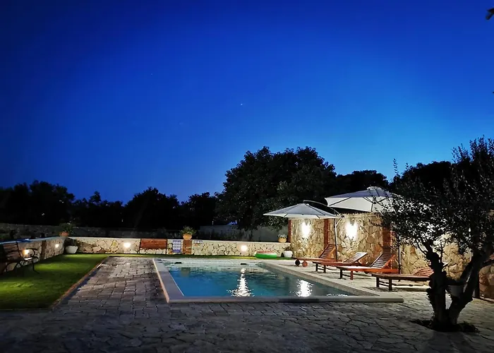 Villa Iva With Pool *