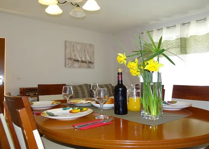 Iva With Pool Villa *