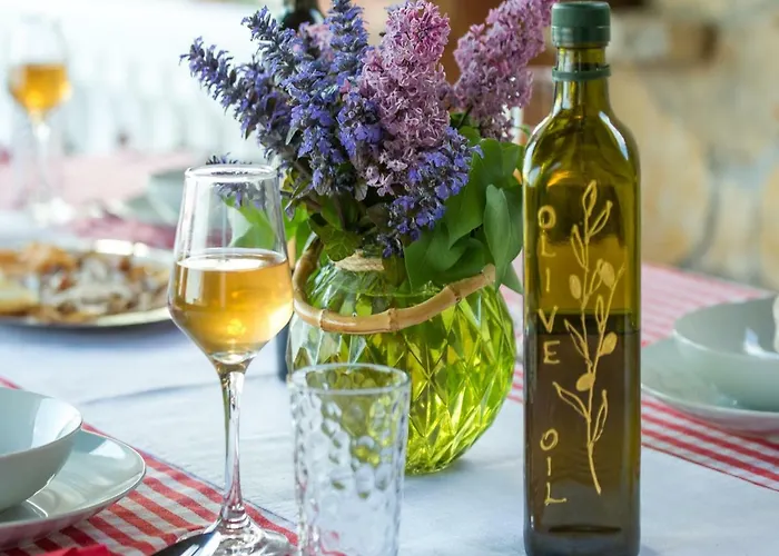 Iva With Pool Sukošan